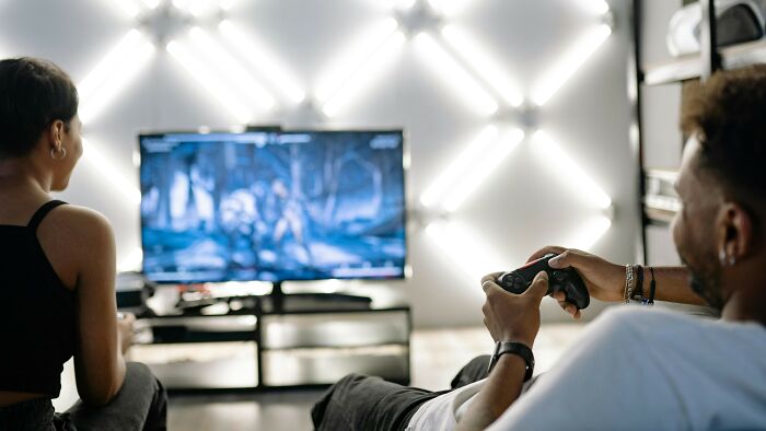 “Do They Have A Point?”: Cast Your Vote On Whether These 22 People Did The Right Thing “Do They Have A Point?”: Cast Your Vote On Whether These 22 People Did The Right Thing