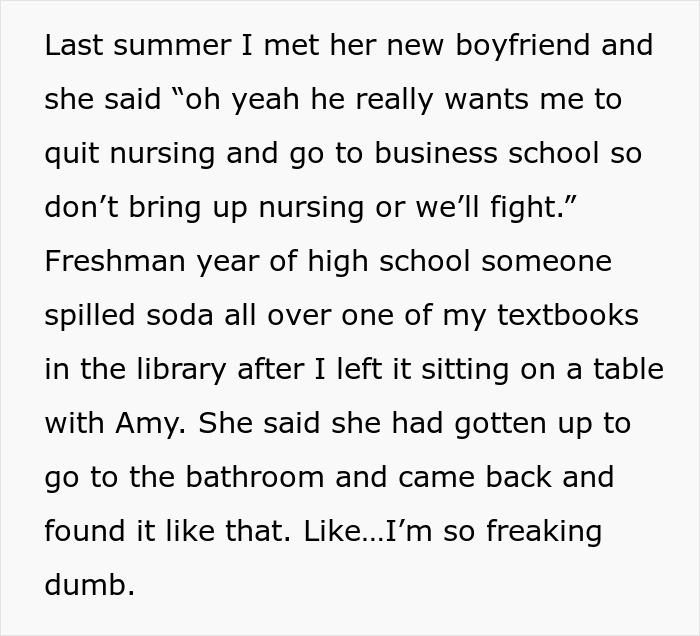 Woman Decides To Lie About Her Career For 10 Years, Makes Up Wild Stories To Go With It Woman Decides To Lie About Her Career For 10 Years, Makes Up Wild Stories To Go With It
