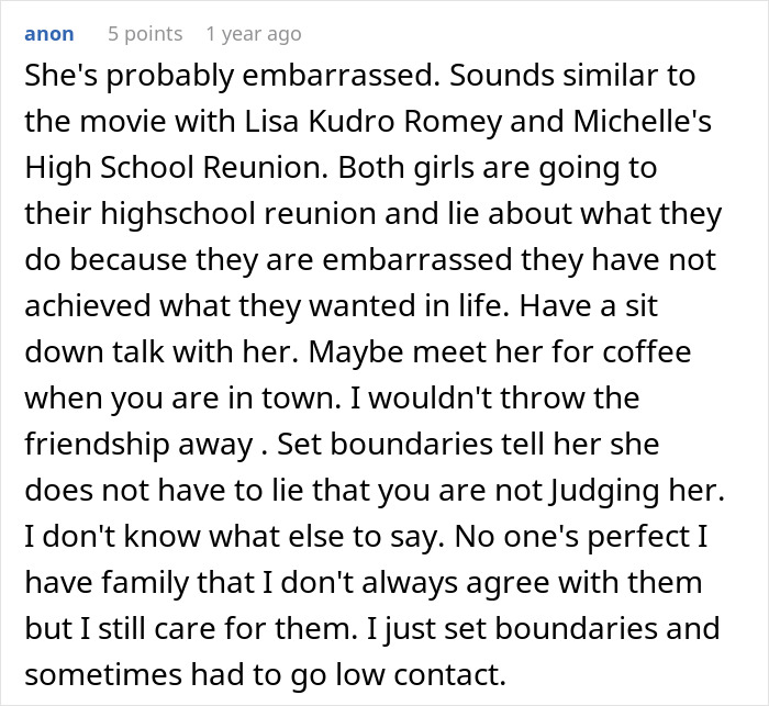 Woman Decides To Lie About Her Career For 10 Years, Makes Up Wild Stories To Go With It Woman Decides To Lie About Her Career For 10 Years, Makes Up Wild Stories To Go With It