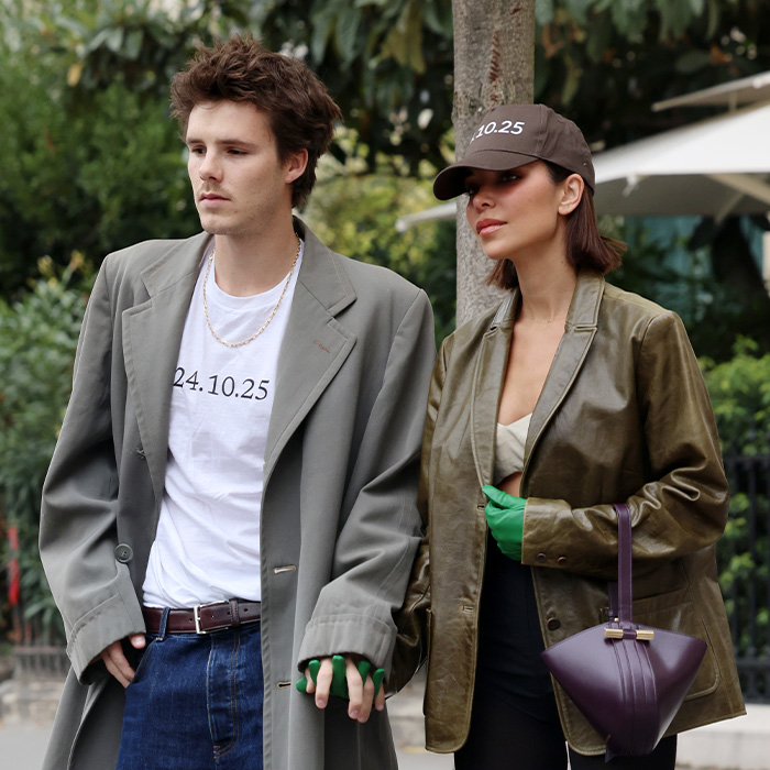 “How Old Is She?”: Cruz Beckham’s Outing With Mom LookAlike Girlfriend Sparks Buzz “How Old Is She?”: Cruz Beckham’s Outing With Mom LookAlike Girlfriend Sparks Buzz