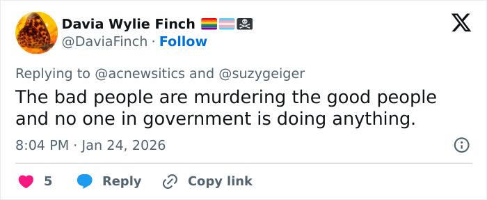 “He Was Holding His Phone”: Viral Clips Of Alex Pretti Before His Fatal Encounter Sparks Online Debate