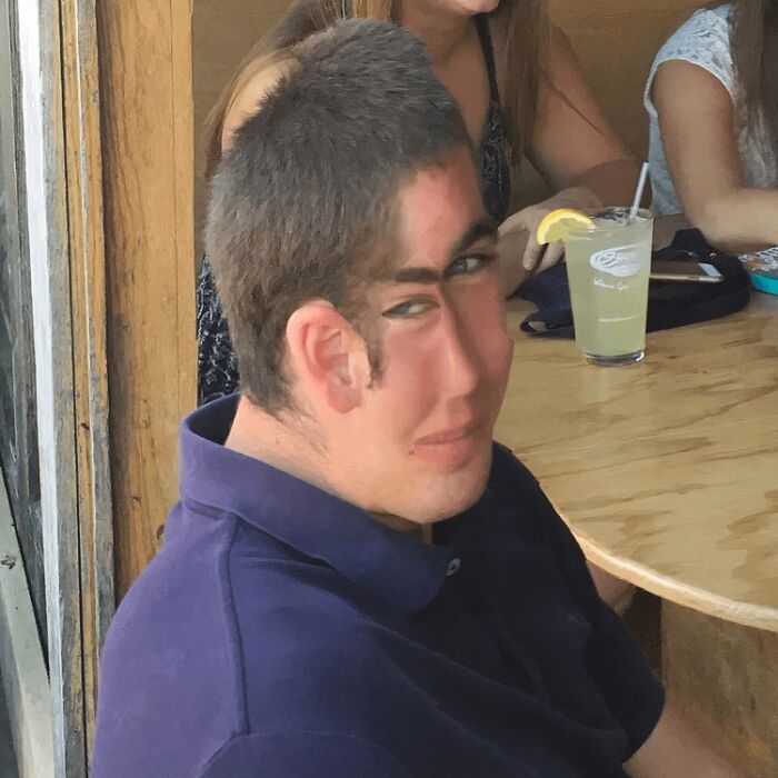 49 Panoramic Photo Fails That Are Actually Accidental Masterpieces