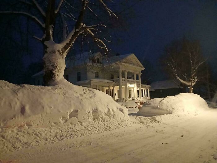 132 Photos Of Snowy Places That Look Straight Out Of A Fairytale