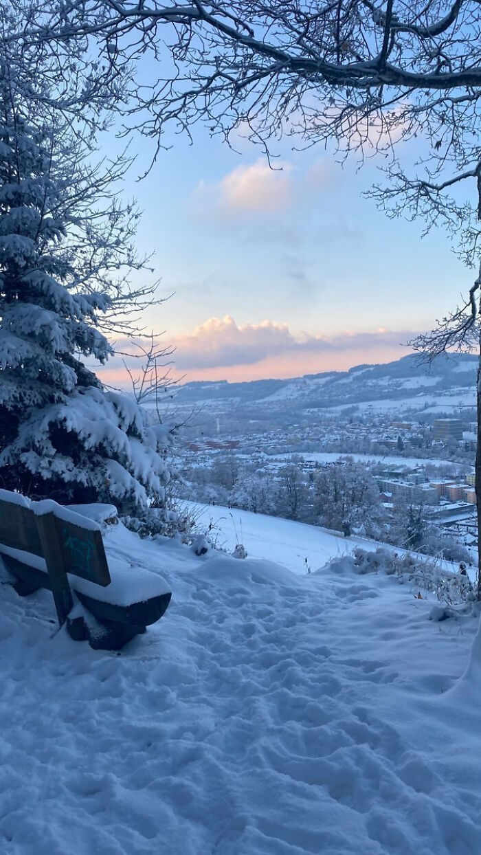 132 Photos Of Snowy Places That Look Straight Out Of A Fairytale