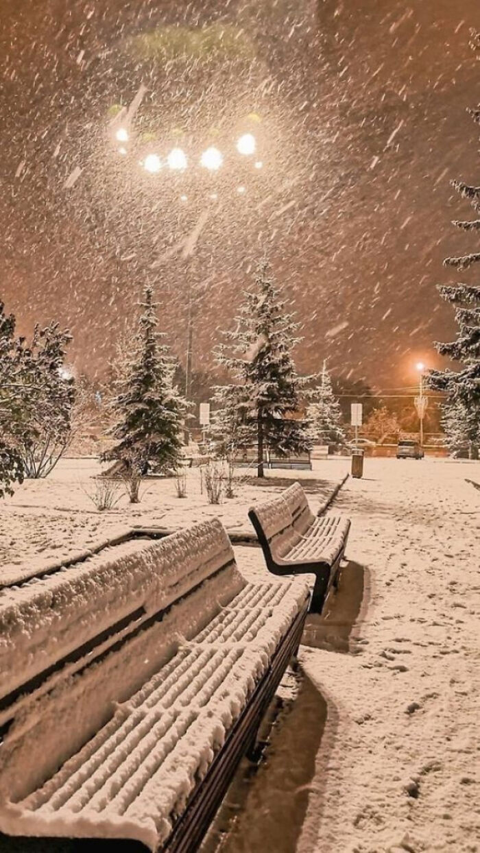 132 Photos Of Snowy Places That Look Straight Out Of A Fairytale