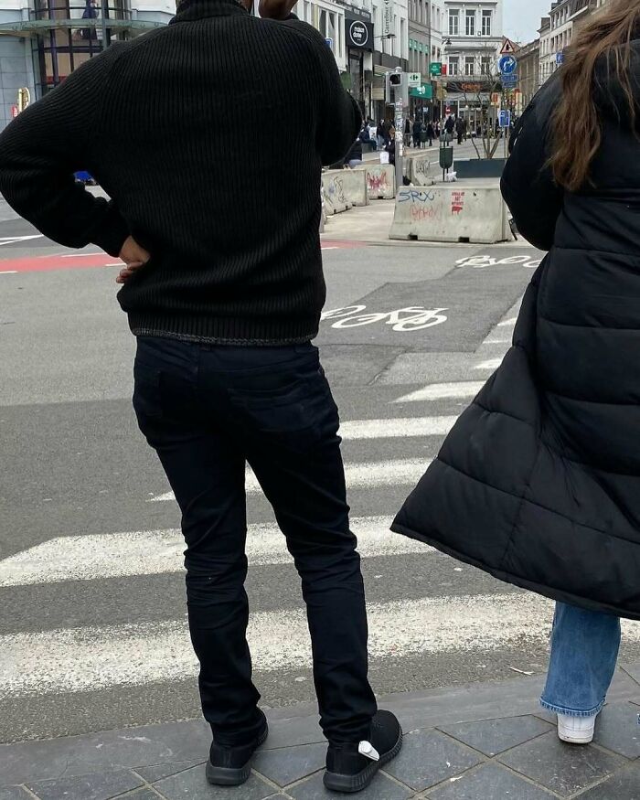 95 Of The Weirdest And Most Unhinged Things Seen On The Streets Of Brussels 95 Of The Weirdest And Most Unhinged Things Seen On The Streets Of Brussels