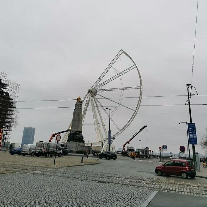 95 Of The Weirdest And Most Unhinged Things Seen On The Streets Of Brussels 95 Of The Weirdest And Most Unhinged Things Seen On The Streets Of Brussels