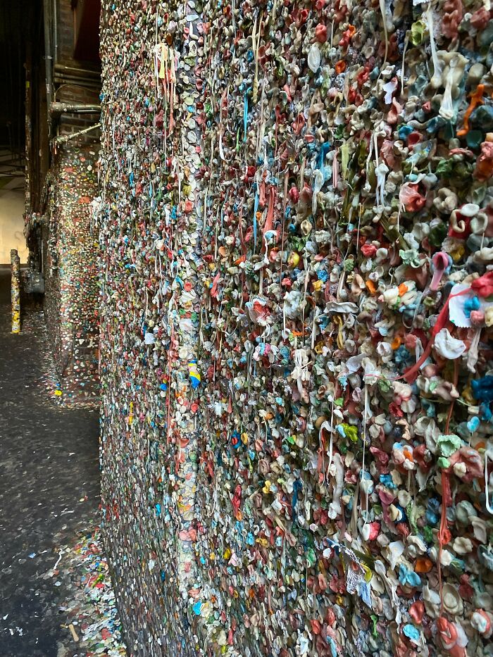 71 Disappointing Tourist Attractions Locals Still Don’t Get 71 Disappointing Tourist Attractions Locals Still Don’t Get