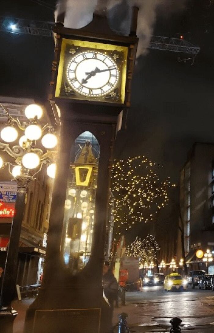 71 Disappointing Tourist Attractions Locals Still Don’t Get 71 Disappointing Tourist Attractions Locals Still Don’t Get