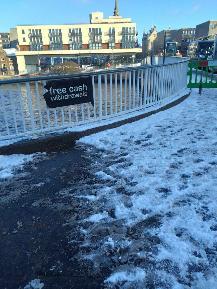 71 Disappointing Tourist Attractions Locals Still Don’t Get 71 Disappointing Tourist Attractions Locals Still Don’t Get