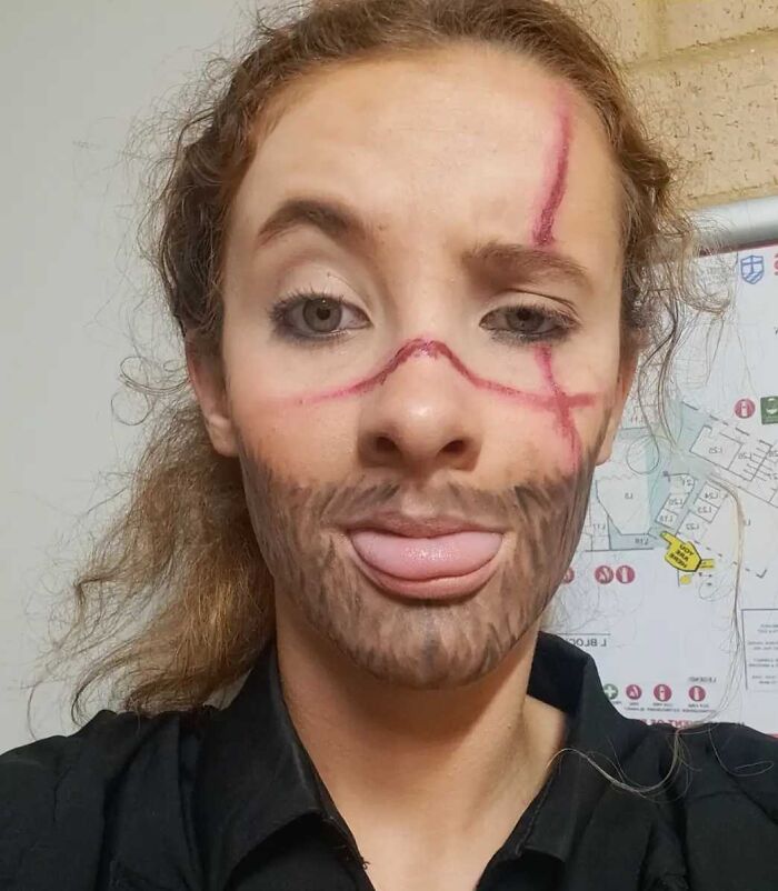 59 Times Stage Makeup Looks Magical On Stage And Mildly Cursed In Real Life 59 Times Stage Makeup Looks Magical On Stage And Mildly Cursed In Real Life