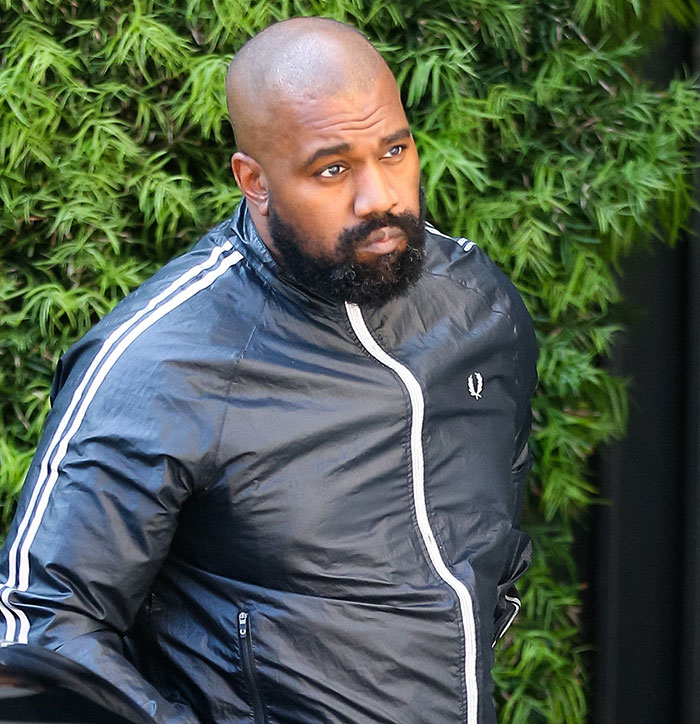 Kanye West Reveals Health Battle In Full-Page Ad In The Wall Street Journal, Deeply Apologizes Kanye West Reveals Health Battle In Full-Page Ad In The Wall Street Journal, Deeply Apologizes