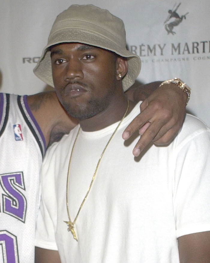 Kanye West Reveals Health Battle In Full-Page Ad In The Wall Street Journal, Deeply Apologizes Kanye West Reveals Health Battle In Full-Page Ad In The Wall Street Journal, Deeply Apologizes