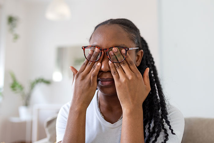 GF Livid BF Won’t Expose Relative’s Credit Card Fraud, Turns Out There Is More To The Story GF Livid BF Won’t Expose Relative’s Credit Card Fraud, Turns Out There Is More To The Story