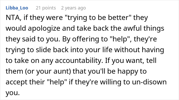 Parents Disown Adult Worker Daughter And Insult Her Fiancé, Come Begging For Forgiveness Years Later Parents Disown Adult Worker Daughter And Insult Her Fiancé, Come Begging For Forgiveness Years Later