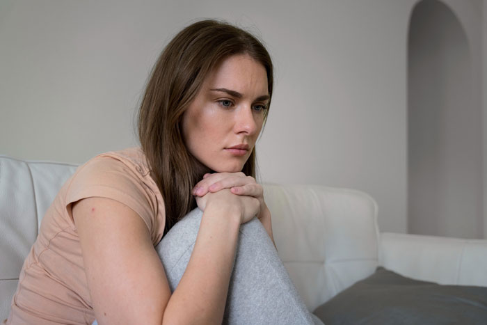 Fiancée Regains Confidence With Medicine After Hitting Rock Bottom, Guy Demands She Stop Taking Them Fiancée Regains Confidence With Medicine After Hitting Rock Bottom, Guy Demands She Stop Taking Them