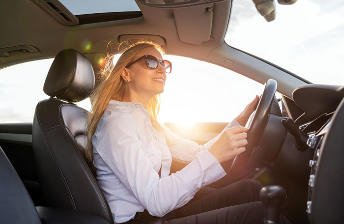 Woman Sets One Rule When Lending Car, Friend Ignores It, Then Downplays Damage And Deflects Blame Woman Sets One Rule When Lending Car, Friend Ignores It, Then Downplays Damage And Deflects Blame