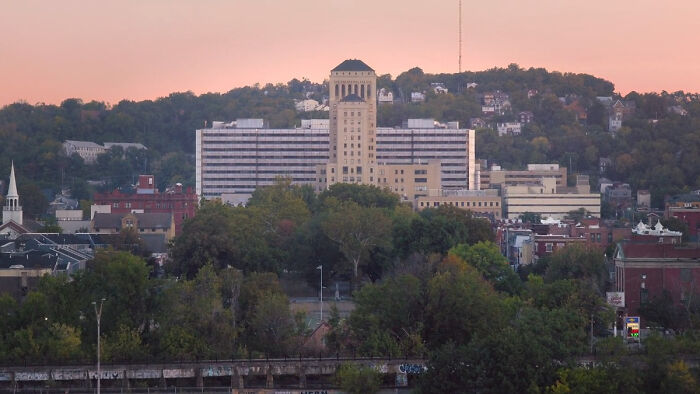 Where Is The Pitt Filmed? Here’s The Secret Behind The Realistic Hospital Scenes