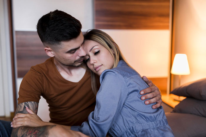 Man Jumps Into Hero Mode For Pregnant Ex And Offers To Raise Her Baby, GF Walks Away From The Mess