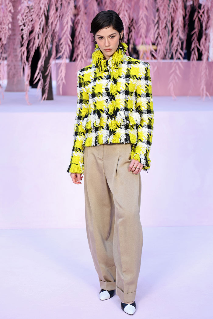 The 15 Worst Dressed Stars At Paris Fashion Week As Lauren Sanchez’s “Shein” Style Roasted