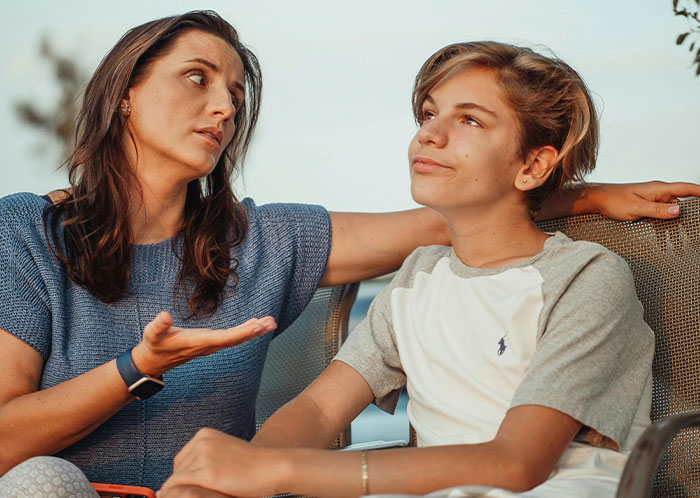 Teen Still Hurt 6 Years After Mom Abandoned Him Because Of A Tantrum, Lashes Out At Her Engagement Party Teen Still Hurt 6 Years After Mom Abandoned Him Because Of A Tantrum, Lashes Out At Her Engagement Party