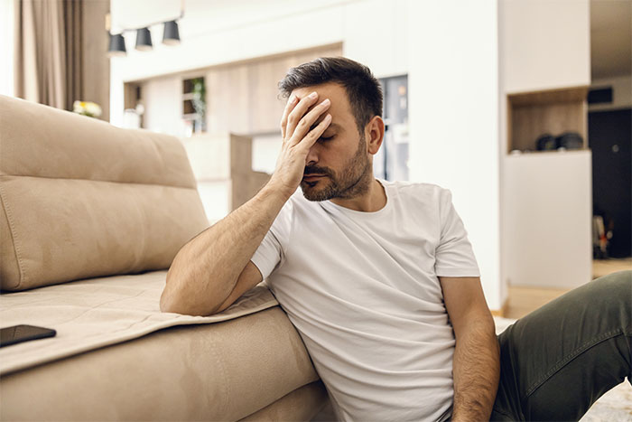 Teen Tells Guy He’s Not Her Dad, Is Shocked He Refuses To Give Her Any Money Teen Tells Guy He’s Not Her Dad, Is Shocked He Refuses To Give Her Any Money