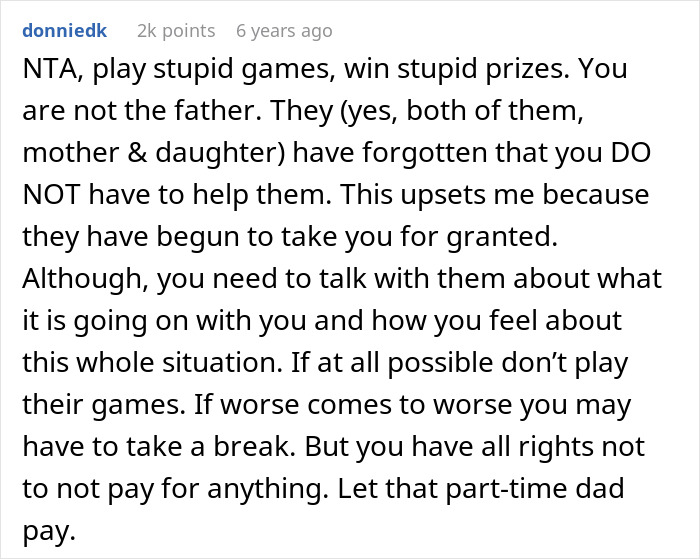 Teen Tells Guy He’s Not Her Dad, Is Shocked He Refuses To Give Her Any Money Teen Tells Guy He’s Not Her Dad, Is Shocked He Refuses To Give Her Any Money