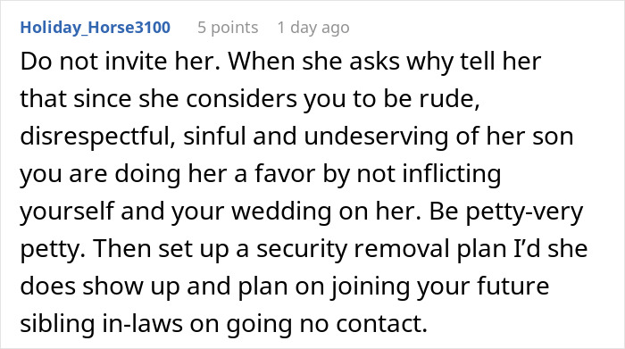 Bride Discovers MIL Tried To Get Officiant To Leave, Not Realizing Bride Is Officiant’s Employer Bride Discovers MIL Tried To Get Officiant To Leave, Not Realizing Bride Is Officiant’s Employer