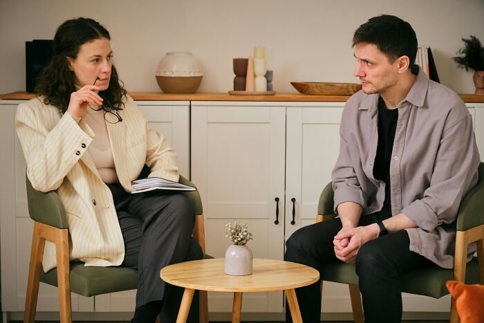 Man Tells Wife That His Dad Has Saved Up Thousands For Them, She Goes Mad Wondering If It’s True Man Tells Wife That His Dad Has Saved Up Thousands For Them, She Goes Mad Wondering If It’s True