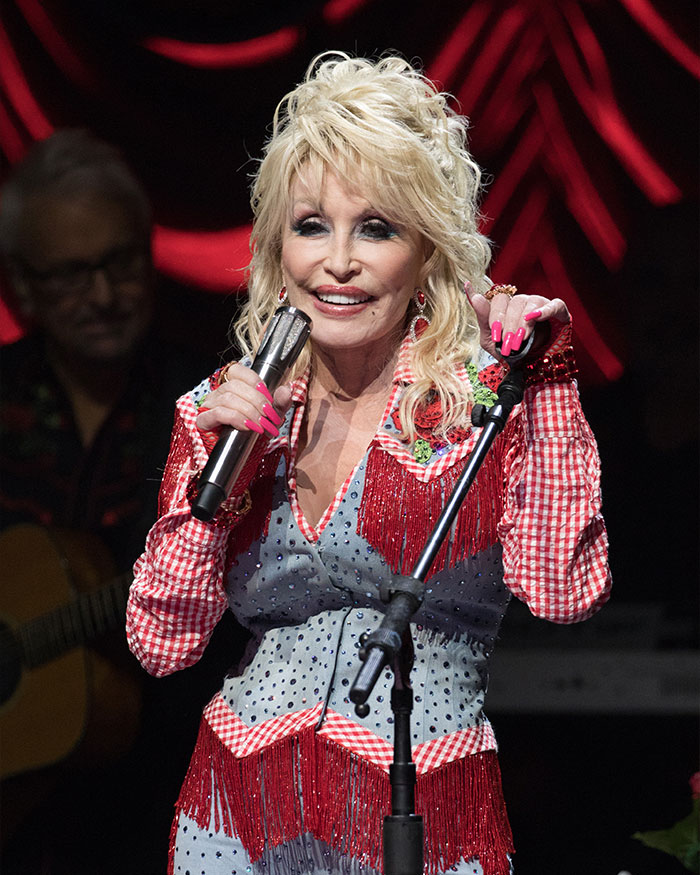 &ldquo;Nannies And The Internet Raise Your Kids&rdquo;: Expert Reveals Why Female Stars Are Going Childfree