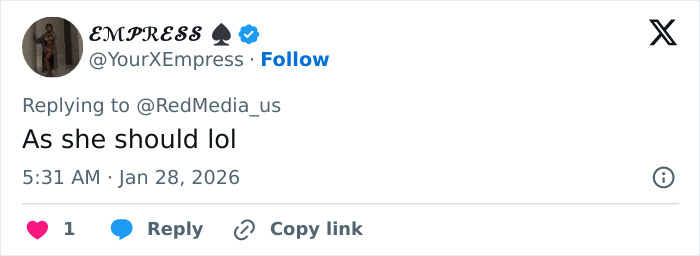 Ariana Grande Snubs Nicki Minaj Following Donald Trump Controversy Ariana Grande Snubs Nicki Minaj Following Donald Trump Controversy