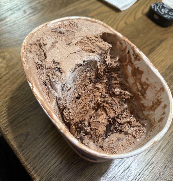 48 Jerks That Made Their Roommates Consider Working 5 Jobs Just To Live Alone (New Pics)