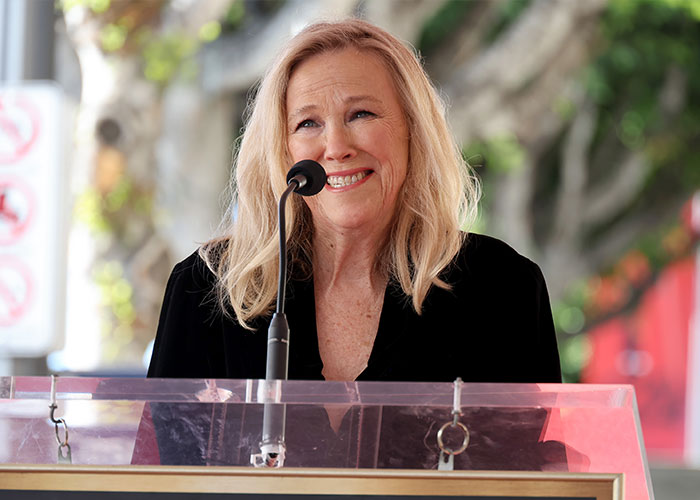 Schitt&rsquo;s Creek Star Catherine O’Hara Passes Away At 71