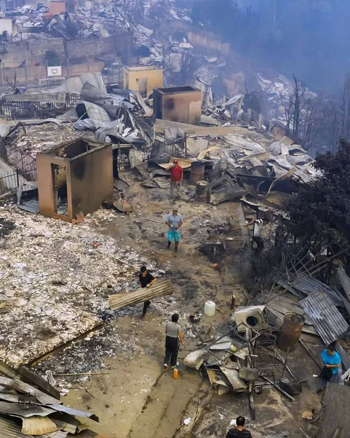 “We Left With What We Had On”: Volunteers Recall Chaos After Chile Wildfires Burns Town Overnight