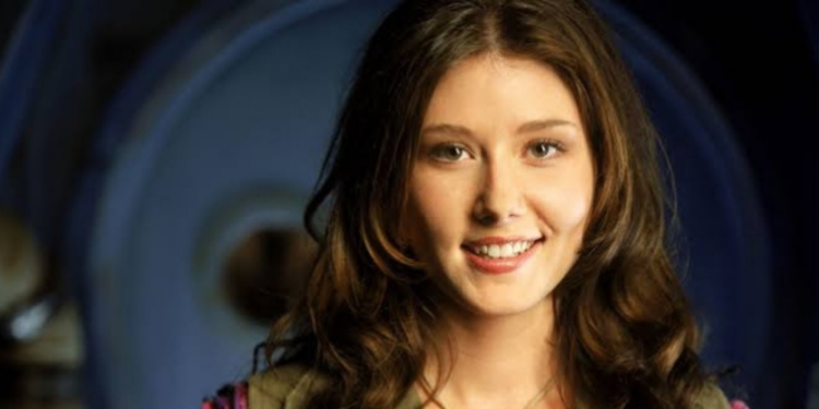 Jewel Staite as Kaylee in Firefly cast
