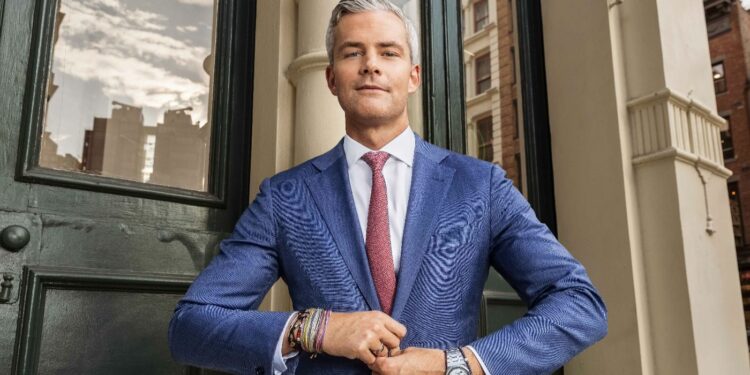 Ryan Serhant in blue suit Ryan Serhant in blue suit