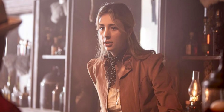 Scarlet Rose Stallone in Gunslingers