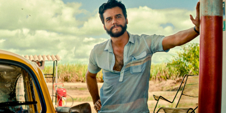 Wagner Moura in The Secret Agent