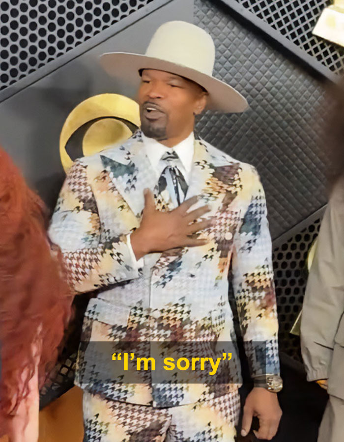 Jamie Foxx’s Grammy Red Carpet Weird Moment With Chappell Roan Goes Viral Jamie Foxx’s Grammy Red Carpet Weird Moment With Chappell Roan Goes Viral