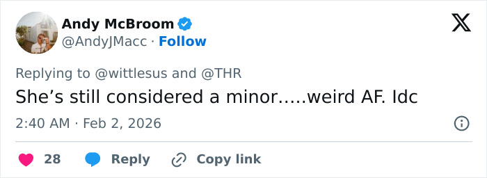 Jamie Foxx’s Grammy Red Carpet Weird Moment With Chappell Roan Goes Viral Jamie Foxx’s Grammy Red Carpet Weird Moment With Chappell Roan Goes Viral