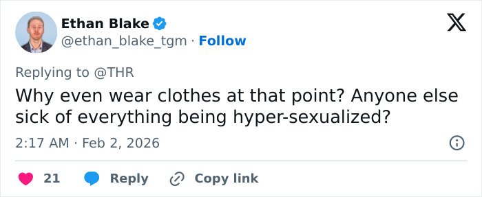 Jamie Foxx’s Grammy Red Carpet Weird Moment With Chappell Roan Goes Viral Jamie Foxx’s Grammy Red Carpet Weird Moment With Chappell Roan Goes Viral