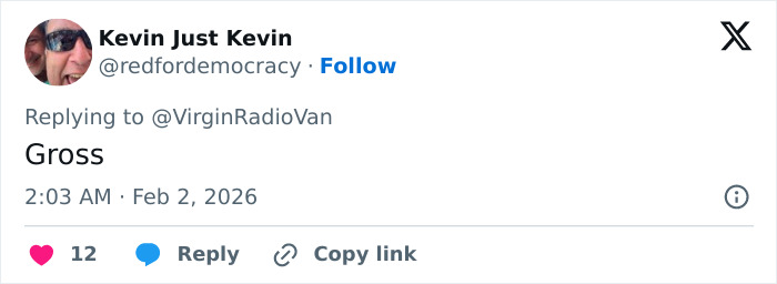 Body Language Expert Analyzes Chappell Roan’s Grammys 2026 Appearance After Bold Look Got Slammed