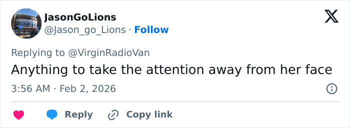 Body Language Expert Analyzes Chappell Roan’s Grammys 2026 Appearance After Bold Look Got Slammed