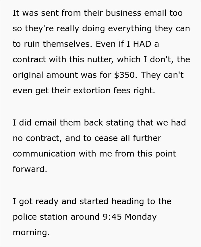 Woman Shares An Absolutely Crazy Story About Her Hair Stylist After Finding A Weird ‘Shrine’ For Her Hair Woman Shares An Absolutely Crazy Story About Her Hair Stylist After Finding A Weird ‘Shrine’ For Her Hair