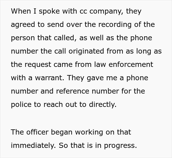 Woman Shares An Absolutely Crazy Story About Her Hair Stylist After Finding A Weird ‘Shrine’ For Her Hair Woman Shares An Absolutely Crazy Story About Her Hair Stylist After Finding A Weird ‘Shrine’ For Her Hair