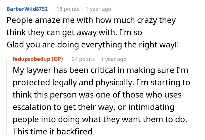 Woman Shares An Absolutely Crazy Story About Her Hair Stylist After Finding A Weird ‘Shrine’ For Her Hair Woman Shares An Absolutely Crazy Story About Her Hair Stylist After Finding A Weird ‘Shrine’ For Her Hair