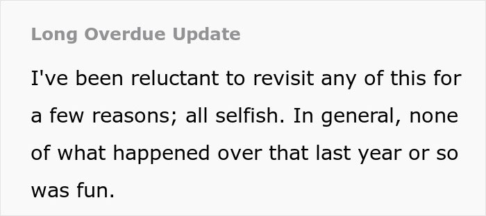 Woman Shares An Absolutely Crazy Story About Her Hair Stylist After Finding A Weird ‘Shrine’ For Her Hair Woman Shares An Absolutely Crazy Story About Her Hair Stylist After Finding A Weird ‘Shrine’ For Her Hair