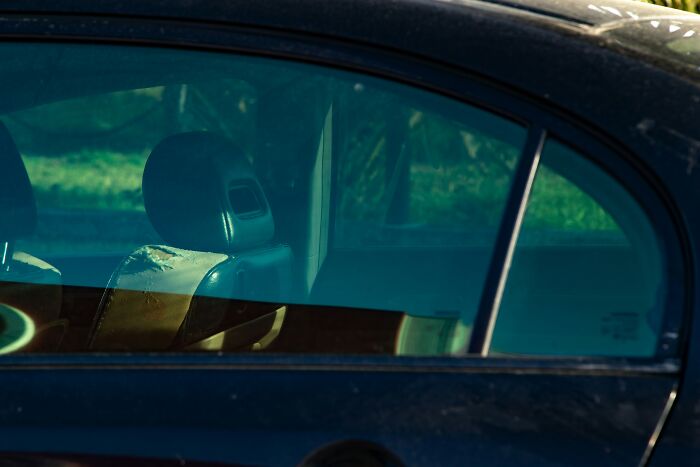 I Tried To Buy A $1,500 Van After An Accident, And It Turned Into A Legal Nightmare