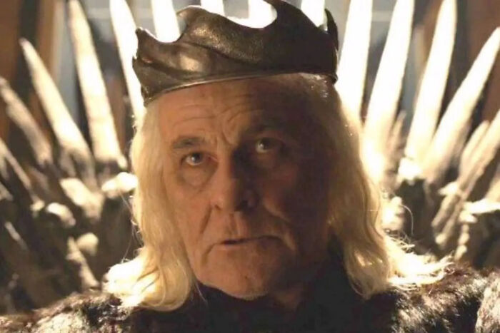 Is Egg The Mad King? A Knight Of The Seven Kingdoms Episode 3 Prophecy, Explained Is Egg The Mad King? A Knight Of The Seven Kingdoms Episode 3 Prophecy, Explained