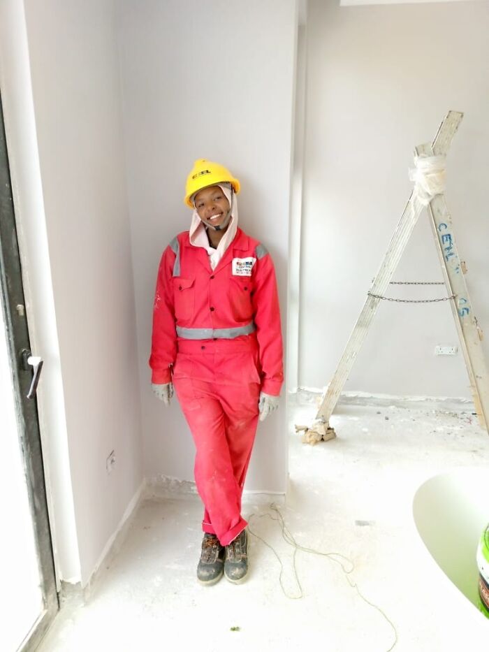 Woman Asks Why Girls They Don&rsquo;t Get Their Nails Done, And These 86 Savage Replies Didn&rsquo;t Disappoint